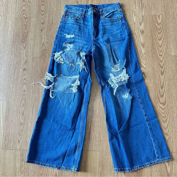 Aeropostale Women’s Super Baggy Jeans! Size 10 R Ultra high rise! - Picture 2 of 8